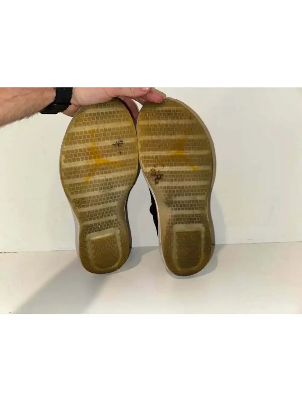 Team Issued Michigan Wolverines Football Jordan Sneakers Size 12